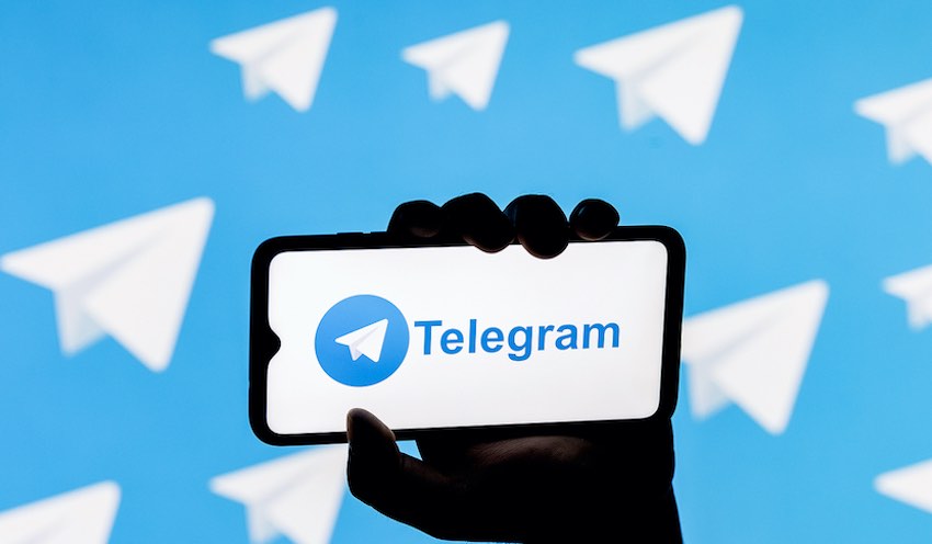 Use Telegram's offline time filtering tool to understand user online activity in different regions.